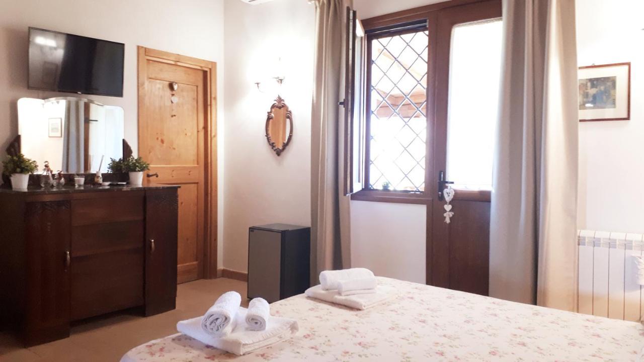 Casa Degli Ulivi Bed and Breakfast Cerveteri Eksteriør billede