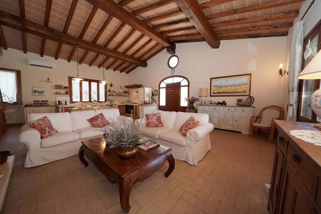 Casa Degli Ulivi Bed and Breakfast Cerveteri Eksteriør billede